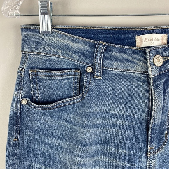 Altar'd State Light Wash Factory Destroyed Ripped Jeans 19024AS Size 26 - Picture 10 of 16